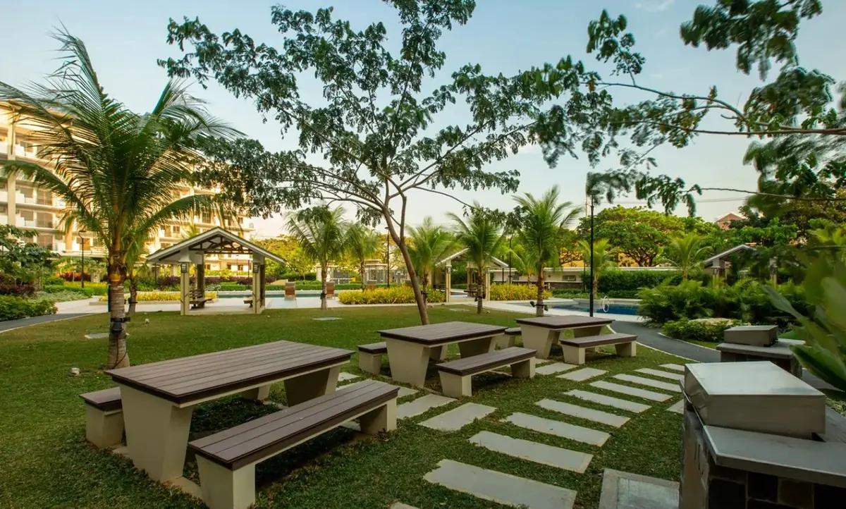 Maple Place picnic area with grilling stations and shaded tables, DMCI Homes condo amenity in Acacia Estates, Taguig City, actual photo