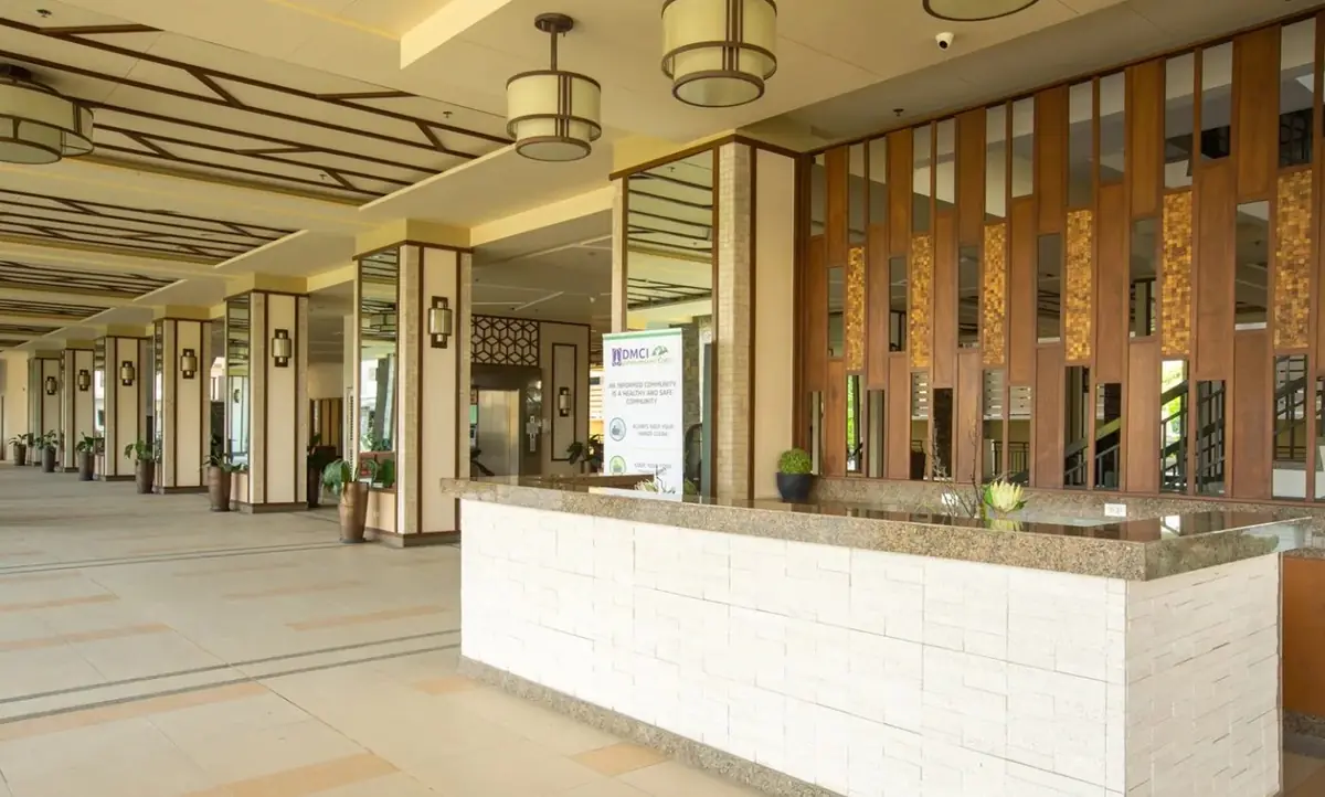 Maple Place reception lobby, DMCI Homes condo amenity in Acacia Estates, Taguig City, actual photo